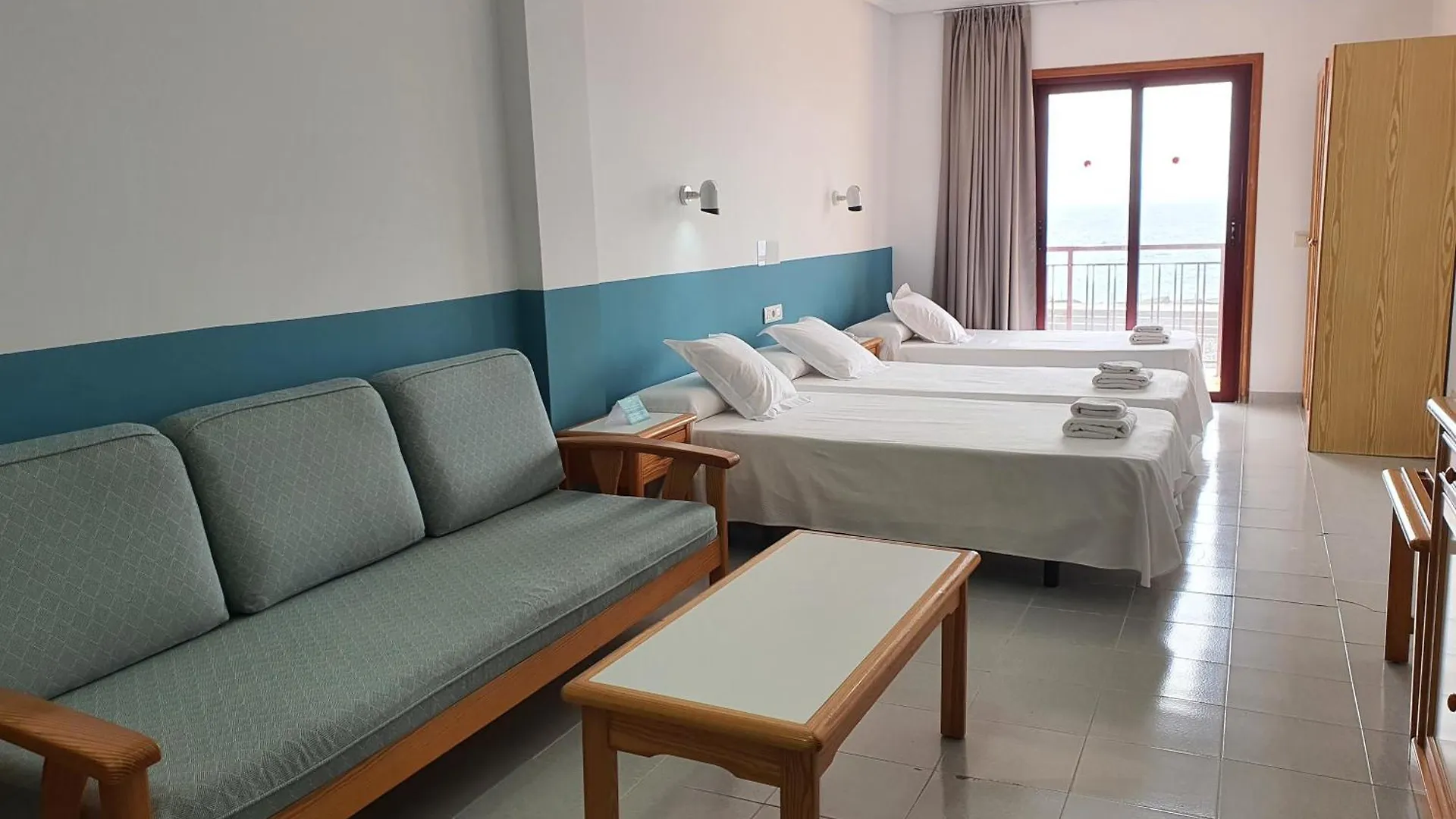 Hotel Castillete contacts